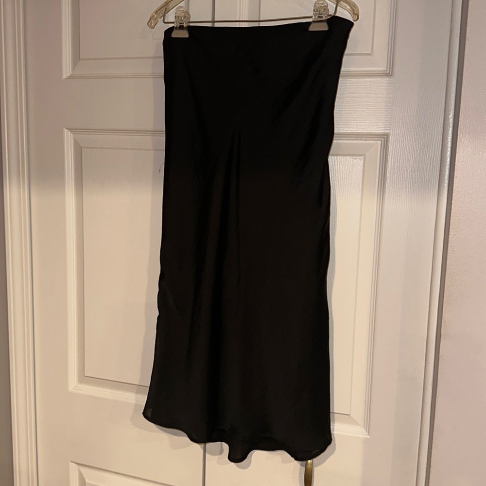 Medium Forgotten Grace satin skirt